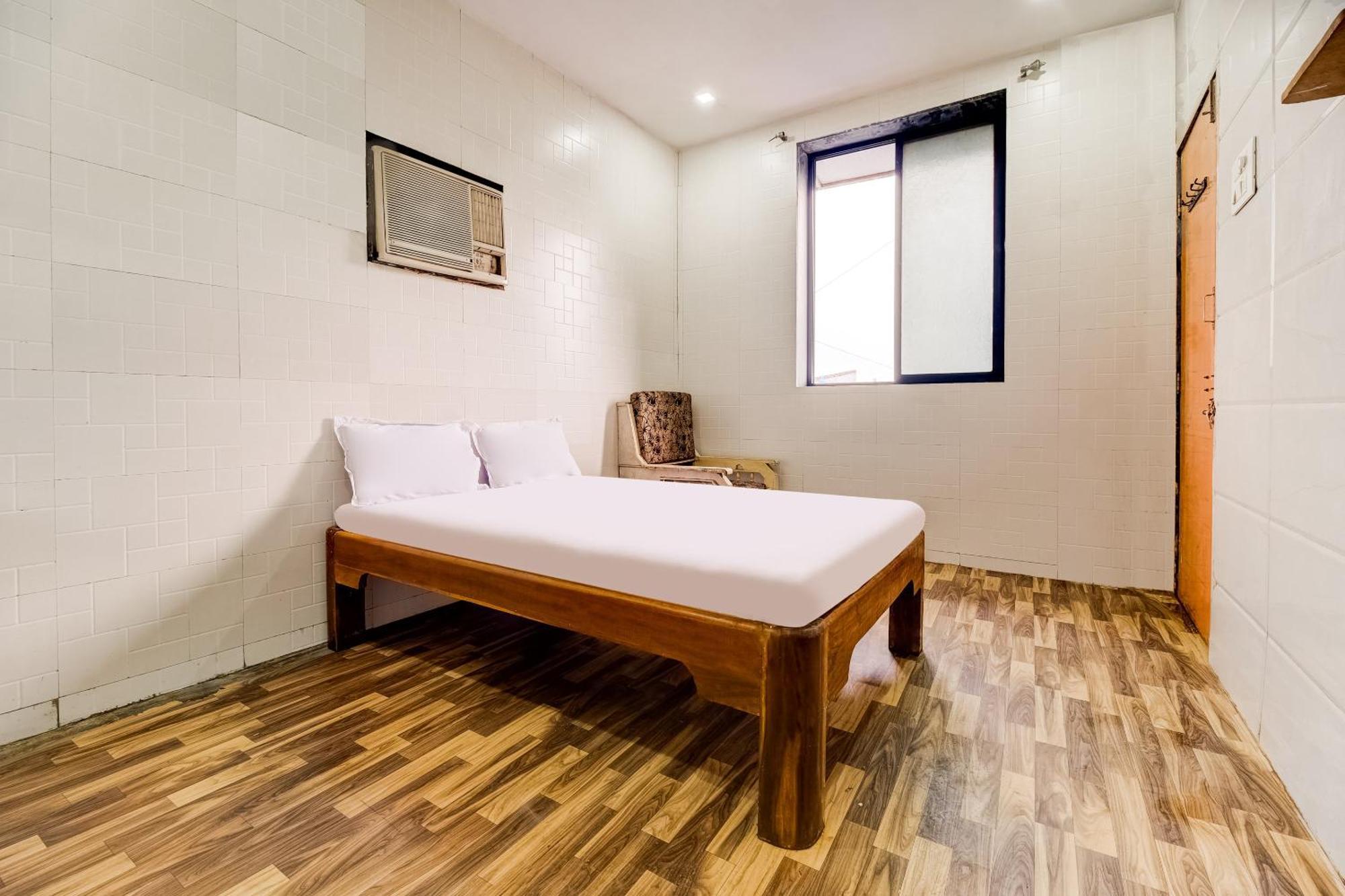 Hotel O Sargam Lodging And Boarding Ulhasnagar Luaran gambar